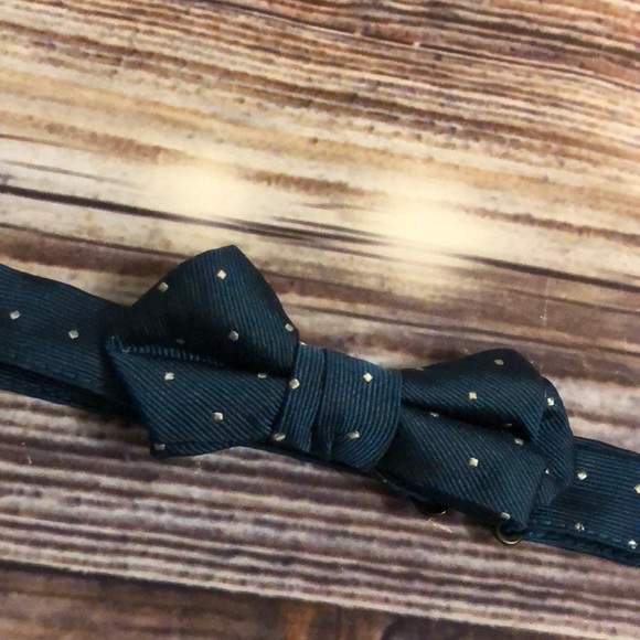 Crewcuts polka dot bow tie size small - Picture 2 of 4